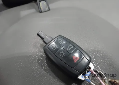 2010 Volvo S40 2.4I из США, поврежденный, VIN YV1390MS4A2491302